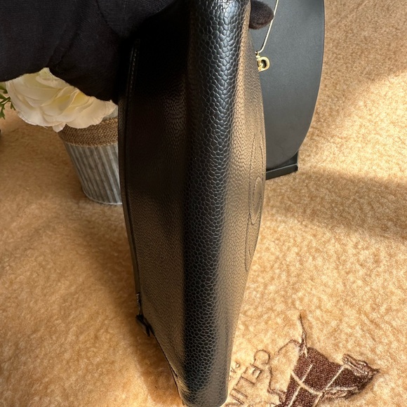 Authentic Chanel Wallet - Picture 5 of 17